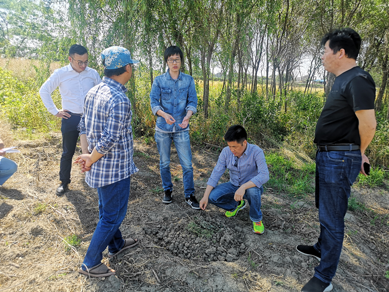 农技上门结对 助残同奔小康.jpg