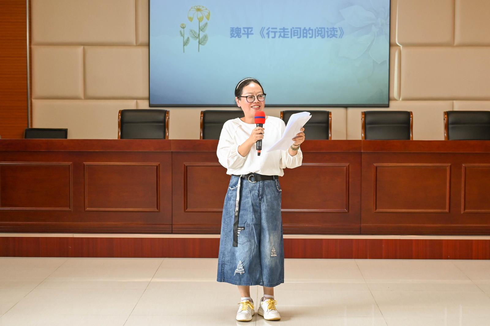 宜兴市残联成功举办“书香悦读•点亮人生”读书分享会.jpg