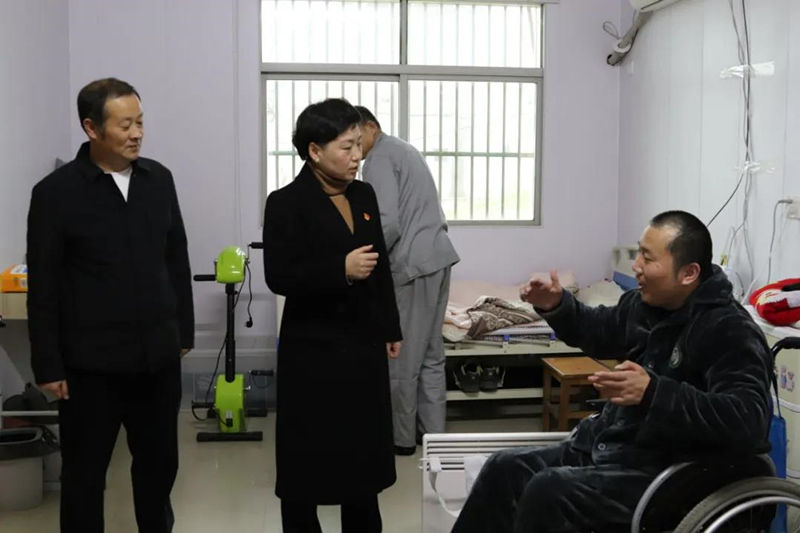 和桥镇残联开展走访慰问困难残疾人活动.jpg