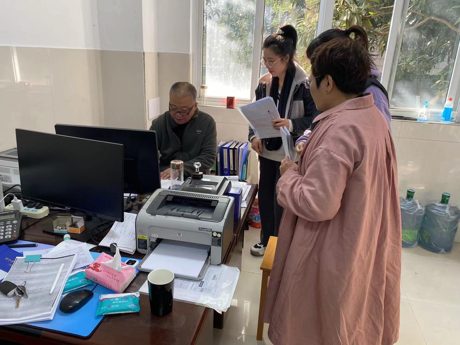 宜兴市新建镇残联走访企业促进残疾人就业.jpg