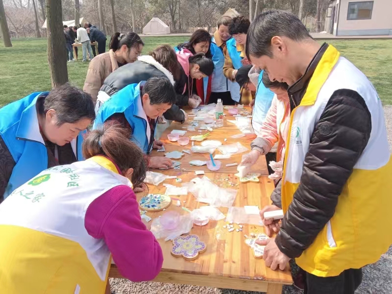 用心守护  筑爱助残——宜兴市丁蜀镇残联组织残疾人开展户外露营活动.jpg