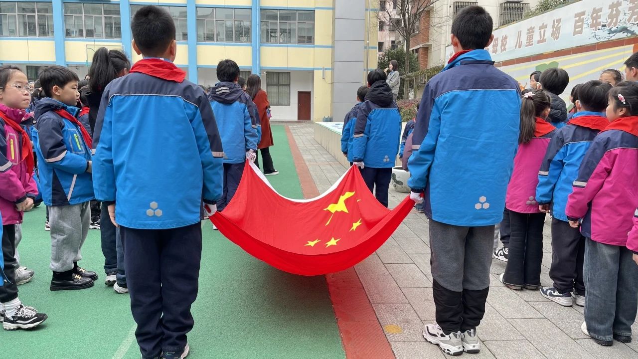 “星星的孩子”走进宜兴市城北小学(1).jpg