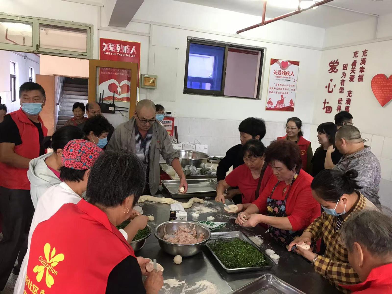 欣心助残  情暖中秋——张渚镇残联组织残疾人开展助残活动(2).jpg