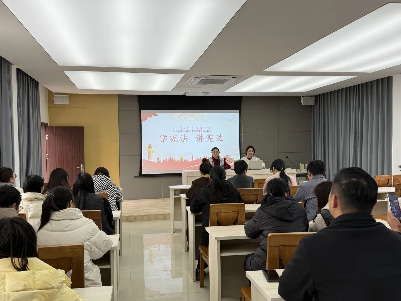 杨巷镇开展宪法宣传活动助力残疾人法律意识提升.jpg
