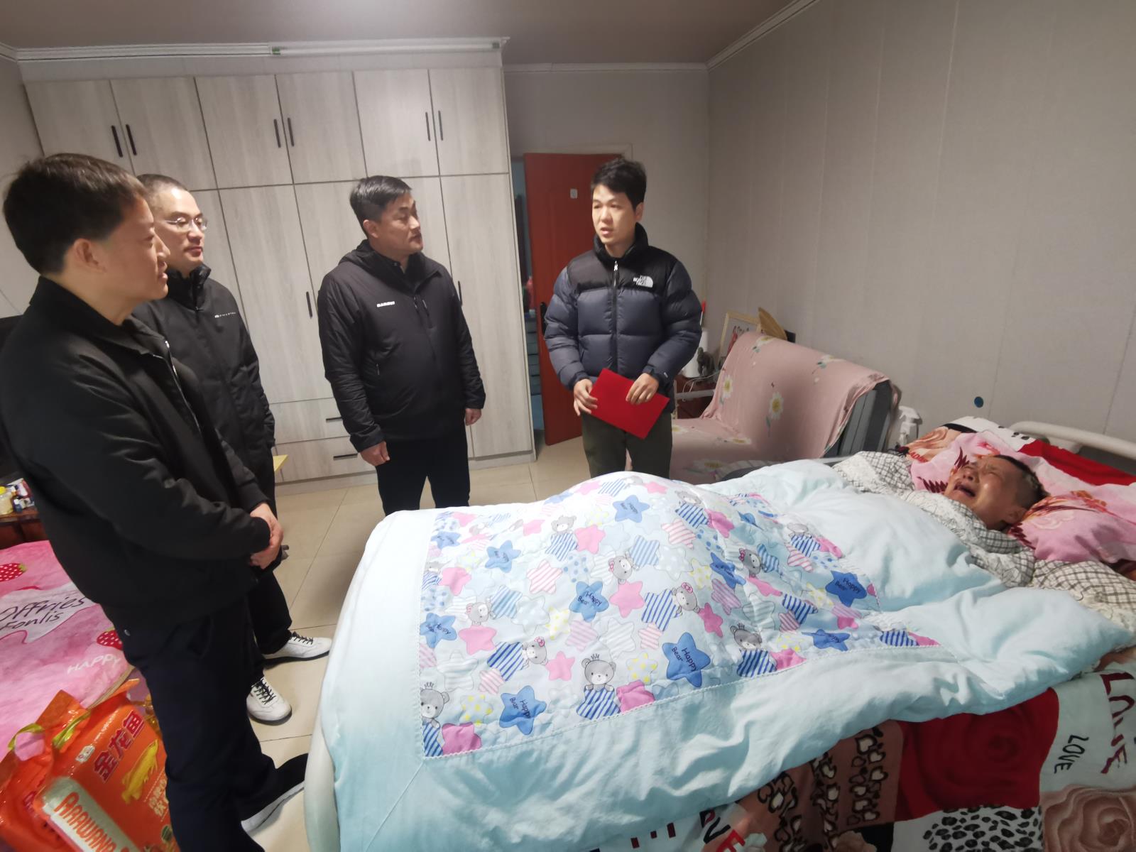 岁启新程 情暖残障 温情满新春——新街街道残联开展春节走访慰问困难残疾人活动.jpg