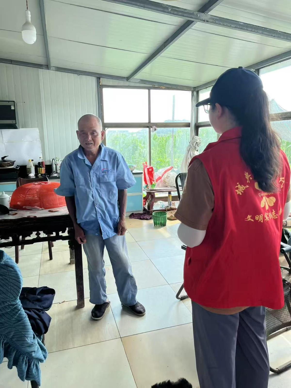 精准服务  暖心入户——杨巷镇残联扎实开展残疾人信息动态更新工作.jpg