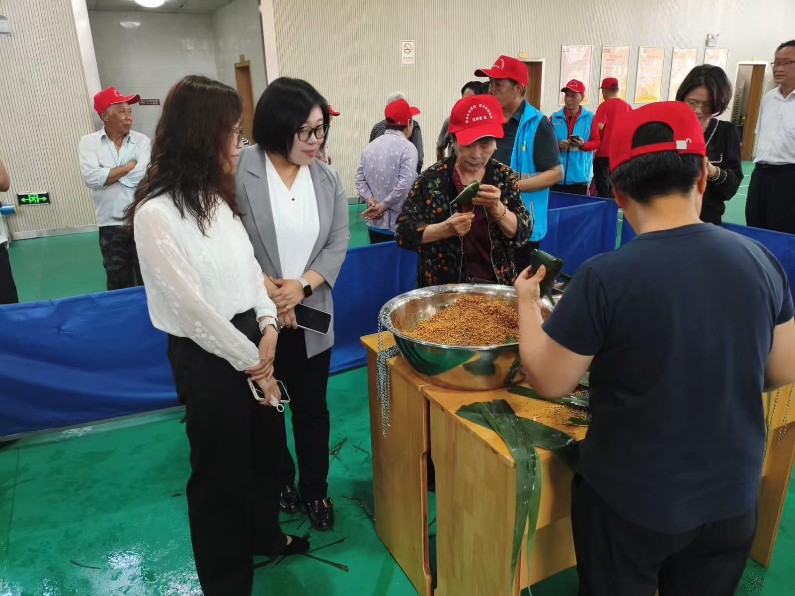 残健融合  粽享温情——湖㳇镇残联举办包粽子活动.jpg